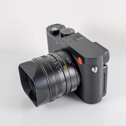 LElCA Q3 28mm f/1.7 19080 60MP Digital Point & Shoot Camera 19080