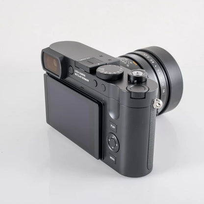 LElCA Q3 28mm f/1.7 19080 60MP Digital Point & Shoot Camera 19080
